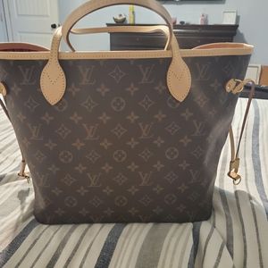 Louis Vuttion Neverfull MM.